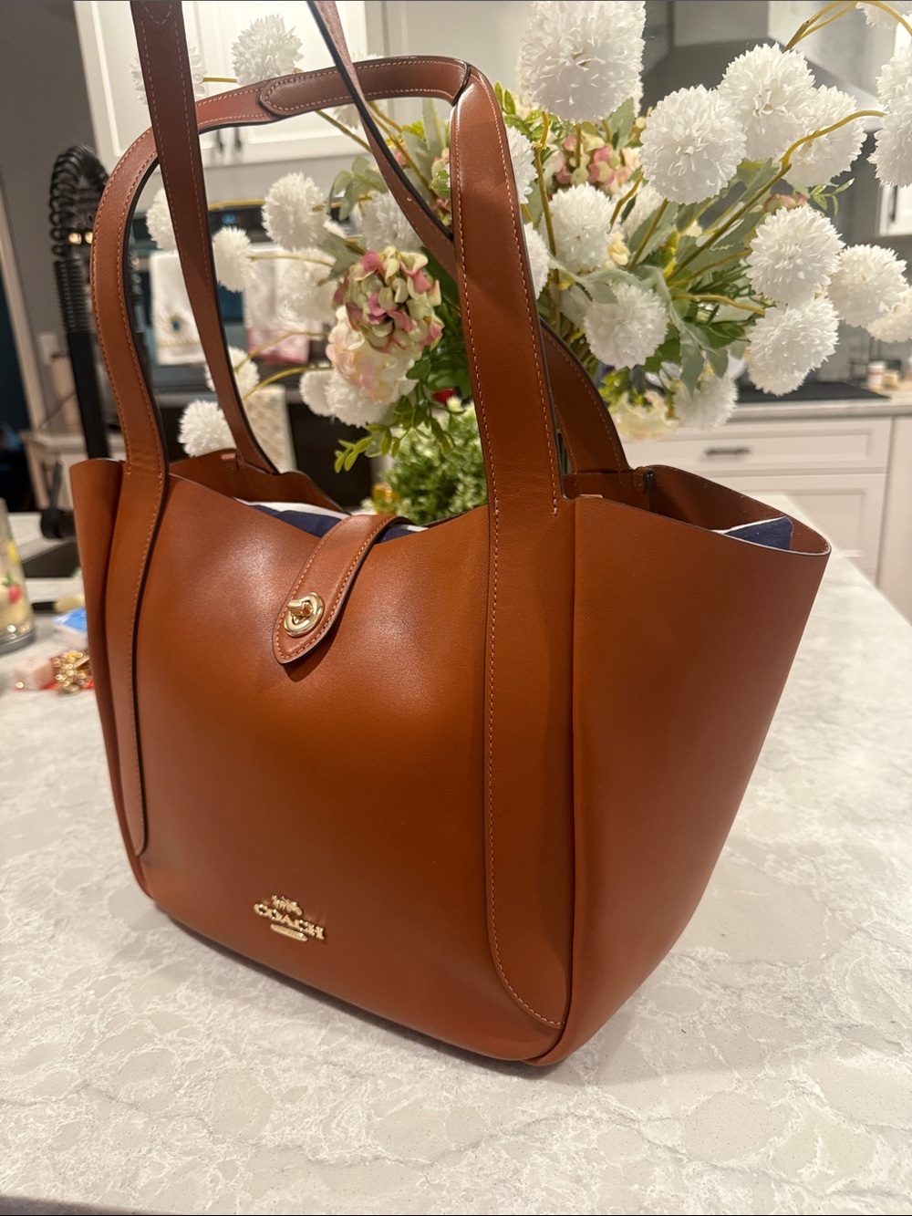 Coach Hadley Turnlock Tote bag - Picture 4 of 13